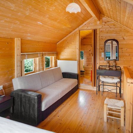 Molos  Zeus-Village Οικισμός Φινλανδικών Chalet Με Πισίνες & Γυμναστήριο מראה חיצוני תמונה