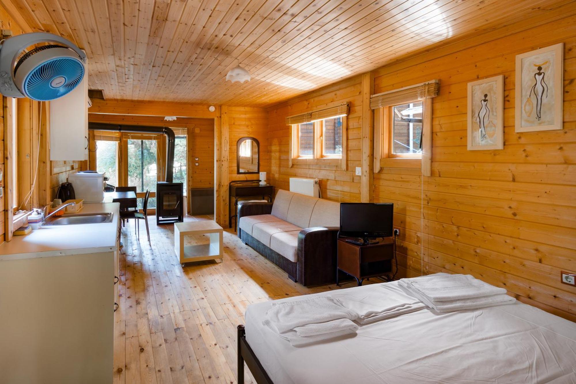 Molos  Zeus-Village Οικισμός Φινλανδικών Chalet Με Πισίνες & Γυμναστήριο מראה חיצוני תמונה